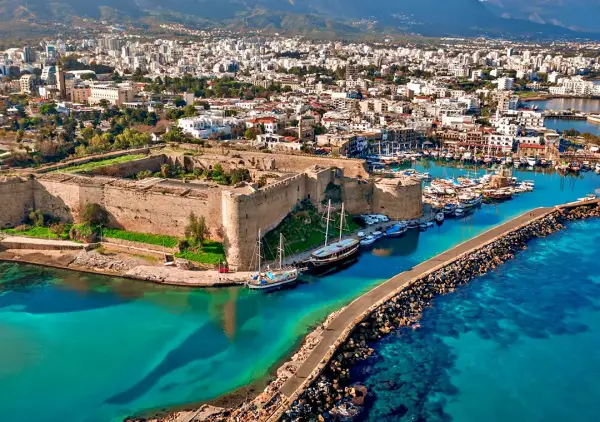 Uçaklı Kıbrıs Turu 3 Gece Otel Konaklamalı İzmir Çıkışlı Kış Dönemi